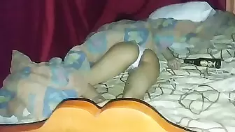 I do him the favor of waking up with a broken ass.