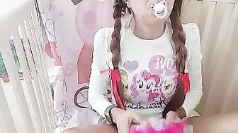 the little girl feel her first orgasm and touch her beautiful pussy