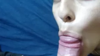 Mamada Y Semen En La Boca Mientras Estaba Jugando Fortnite