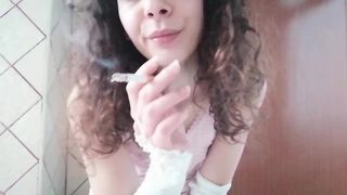 SMOKING WITH SEXY GLOVES
