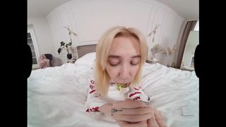 VR fine GF will lick your schlong ASMR POINT OF VIEW - Mia Delphy