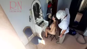 Web-cam in nude barbershop. Hairdresser makes undress bitch ho cut her hair. Barber, nudism. ONLINE CAM 21