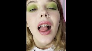 Uvula show. Weet tongue and braces