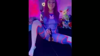 DVA tortures clit with vibrating wand