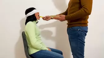 I play the game of flavors with the neighbor and trick her into putting it in her mouth