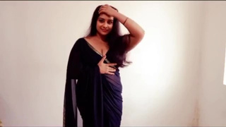 Giant Boobies Desi Bhabhi Arya Saw Her Devar's Monstrous Schlong and She Masturebate Herself - Hindi Clear Audio