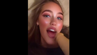 ASMR slutty talking wifey wants to lick your dong