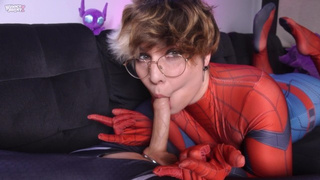 Spiderslut begs twink to shoot webs all over their face
