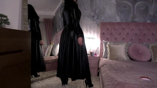 VivienneRuth- The queen of Darkness training your slutty booty @lourdesmodel