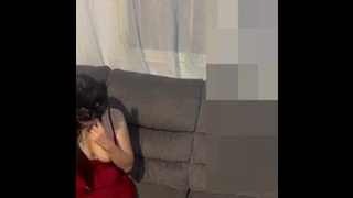 Faccio spagnola e pompino al cameriere sedell'albergo mentre mio marito è in bagno DIALOGHI ITA