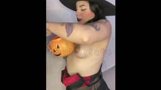 This How a witch get a meal