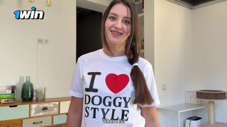 I Seduced My Step Sis When She Wearing "I Love Doggystyle" T-Shirt And Missionary Sperm Inside Her!