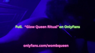 Glow Queen Ritual: Neon Egg-Laying Ceremony