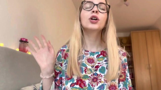 How to make a dominatrix interested !