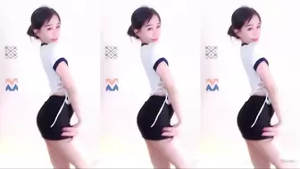 Asain Asian Model Web Camera Bitch ORAL SEX Charming Hot Dance Long Legs Teeny