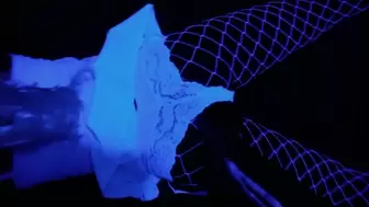 I got Horny during the Costume Halloween Party and Asked to Strange to Fingering and let him Fuck me